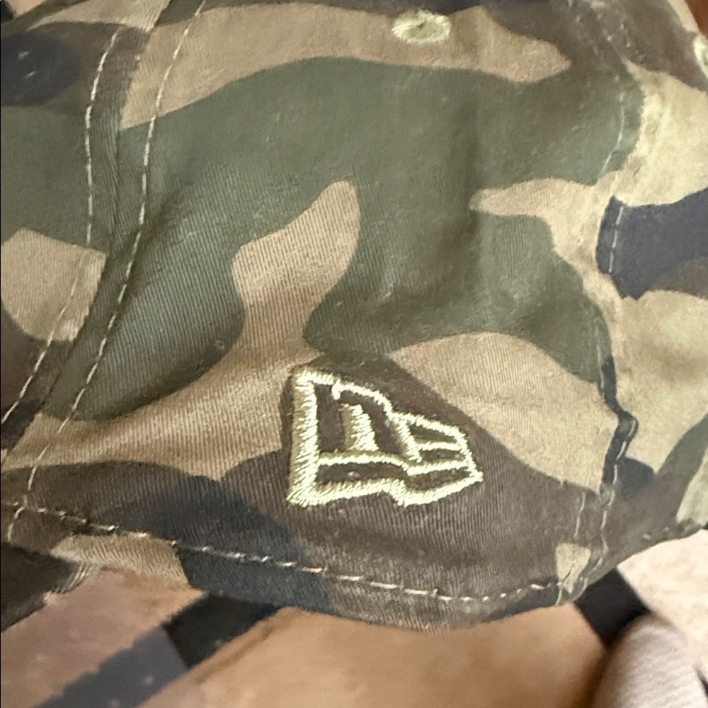 New Era Toronto Blue Jays Camouflage Hat adjustable - Picture 6 of 6